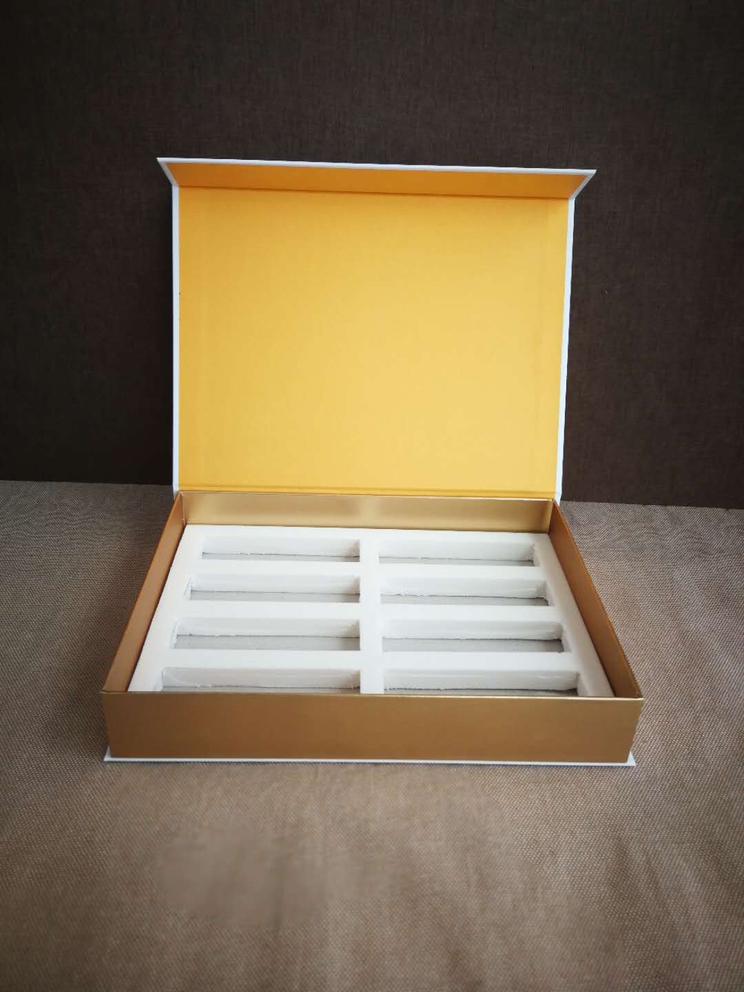 讓保健品包裝盒代替產(chǎn)品來(lái)說(shuō)話(huà)，鄭州禮盒廠(chǎng)家做到了